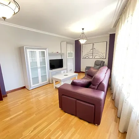 Campomanes Apartman Gijón
