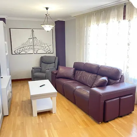 Campomanes Apartment *